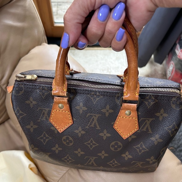 AUTHENTIC Louis Vuitton Speedy 25š«¶š¼ - Picture 3 of 16
